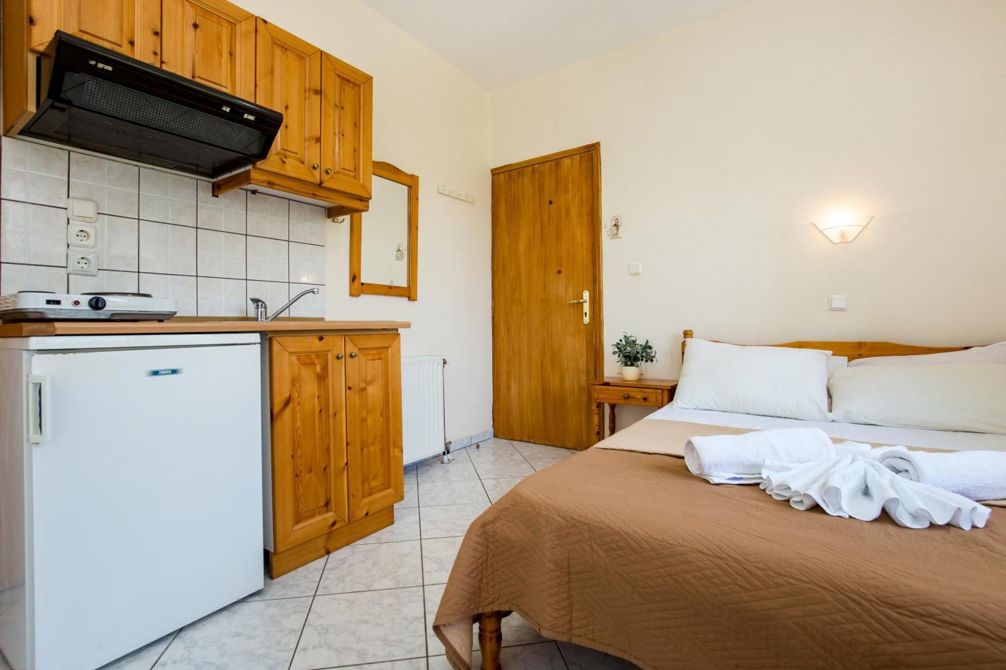 Ianos Apartments Потос Экстерьер фото